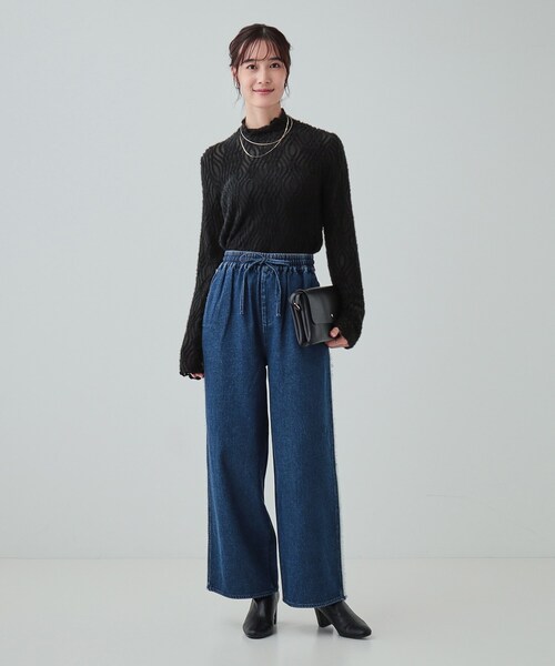 Cutie Blonde(キューティーブロンド)の「【S-LL/洗える】レイヤードコーデに ふわふわフェザー調ウェーブ柄インナー(Tシャツ/カットソー・レディース・ホワイト/ブラック/グレー・01/02/03/04)」の15枚目の写真