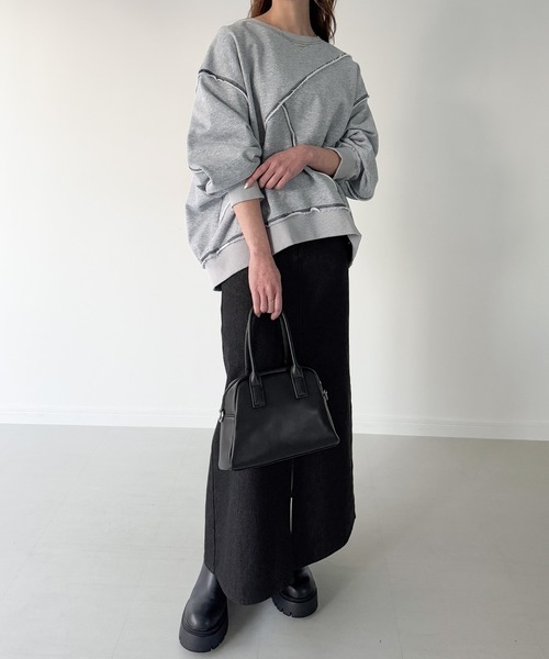 JUNOAH（ジュノア）の「袖口スリットダメージ裏毛プルオーバー（スウェット・レディース・グレー/杢グレー/ブラック・X-LARGE/LARGE/MEDIUM）」の9枚目の写真