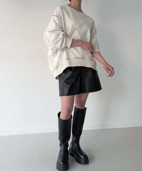 JUNOAH（ジュノア）の「袖口スリットダメージ裏毛プルオーバー（スウェット・レディース・グレー/杢グレー/ブラック・X-LARGE/LARGE/MEDIUM）」の11枚目の写真