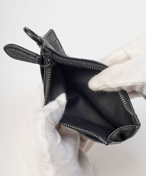 COACH（コーチ）の「ジップ カード ケース・コーチ グラフィック（カードケース・メンズ・ブラック系その他・ONE）」の4枚目の写真