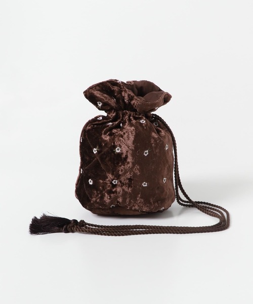URBAN RESEARCH Sonny Label(アーバンリサーチサニーレーベル)の「フラワー刺繍ベロアミニショルダーバッグ(ショルダーバッグ・レディース・ブラック/ブラウン/ベージュ・ONE)」の9枚目の写真