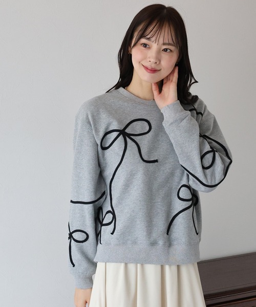 BLUEEAST（ブルーイースト）の「リボンコード刺繍スウェット（スウェット・レディース・グレー/ブラック/アイボリー・MEDIUM）」の16枚目の写真