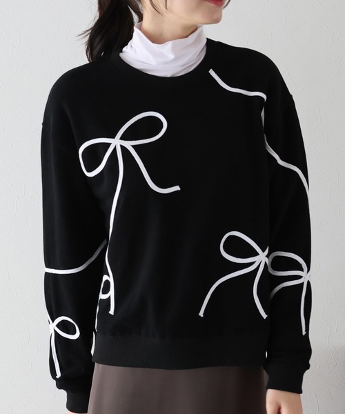BLUEEAST（ブルーイースト）の「リボンコード刺繍スウェット（スウェット・レディース・グレー/ブラック/アイボリー・MEDIUM）」の4枚目の写真