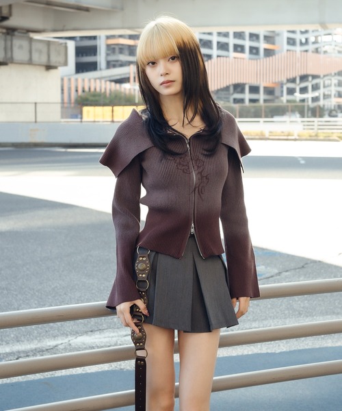 sedacle girl(セダクルガール)の「加工プリントリブニット(ニット/セーター・レディース・ブラウン/チャコールグレー・SMALL/MEDIUM)」の3枚目の写真