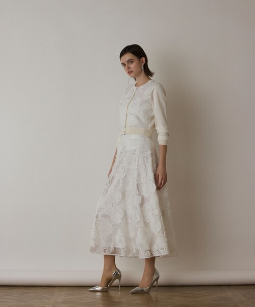 GRACE CONTINENTAL（グレースコンチネンタル）の「ローズ刺繍フレアスカート（スカート・レディース・ホワイト/ブラック・36/38）」の10枚目の写真