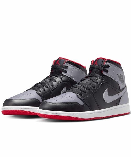 JORDAN BRAND(ジョーダンブランド)の「エア ジョーダン 1 MID シューズ / Air Jordan 1 Mid Shoes DQ8426-006 Black(スニーカー・メンズ・ブラック系その他2・25/25.5/26/26.5/27/27.5/28/28.5/29/29.5/30/30.5/31/32)」の14枚目の写真