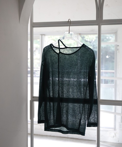 select MOCA Et（セレクトモカエト）の「【Et】Asymmetric Neck Sheer Tops（Tシャツ/カットソー・レディース・グリーン/ホワイト/ブラック/グレー・FREE）」の17枚目の写真