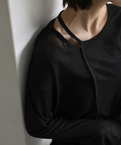 select MOCA Et（セレクトモカエト）の「【Et】Asymmetric Neck Sheer Tops（Tシャツ/カットソー・レディース・グリーン/ホワイト/ブラック/グレー・FREE）」の19枚目の写真