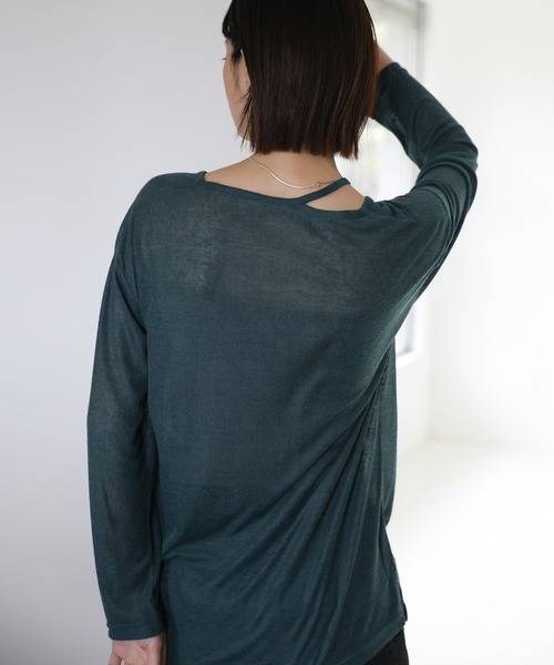 select MOCA Et（セレクトモカエト）の「【Et】Asymmetric Neck Sheer Tops（Tシャツ/カットソー・レディース・グリーン/ホワイト/ブラック/グレー・FREE）」の13枚目の写真