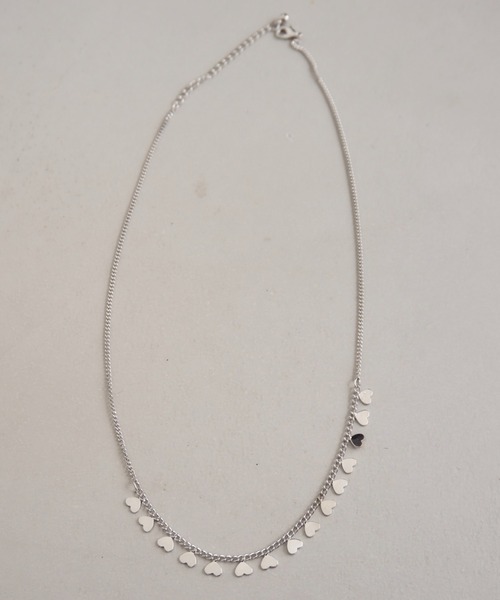 mellowneon（メロウネオン）の「ハートラインネックレス（ネックレス・レディース・ゴールド/シルバー・FREE）」の7枚目の写真