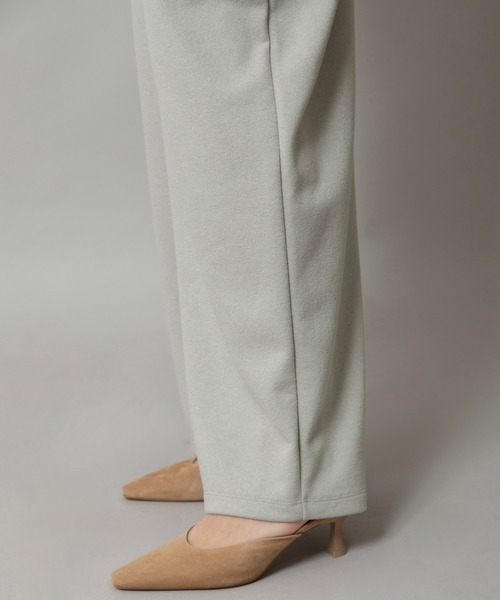 Munich(ミューニック)の「ブークレーダンボールコンビネゾン(つなぎ/オールインワン・レディース・グレイッシュベージュ/ブラック/ダークグレー・S/M)」の6枚目の写真