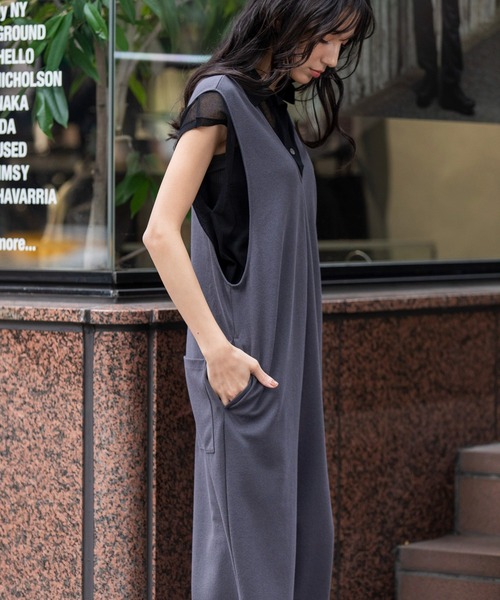 Munich(ミューニック)の「ブークレーダンボールコンビネゾン(つなぎ/オールインワン・レディース・グレイッシュベージュ/ブラック/ダークグレー・S/M)」の4枚目の写真