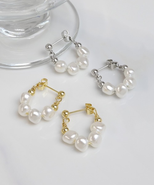 blackdia ocean(ブラックダイヤオーシャン)の「blackdia ocean バロックパール リングピアス(ピアス(両耳用)・レディース・ゴールド/シルバー・FREE)」の6枚目の写真