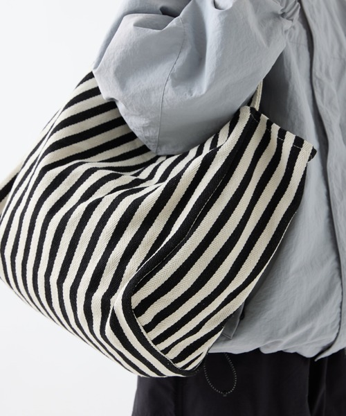 meltum（メルタム）の「【ZOZO限定】STRIPE TOTE（トートバッグ・メンズ・ブラック/ネイビー・FREE）」の17枚目の写真
