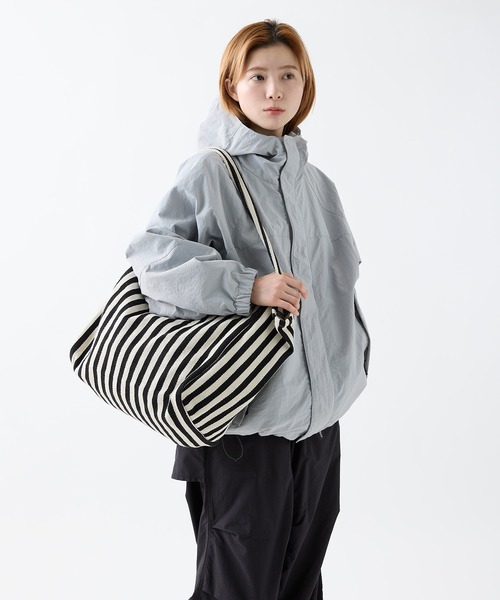 meltum（メルタム）の「【ZOZO限定】STRIPE TOTE（トートバッグ・メンズ・ブラック/ネイビー・FREE）」の16枚目の写真