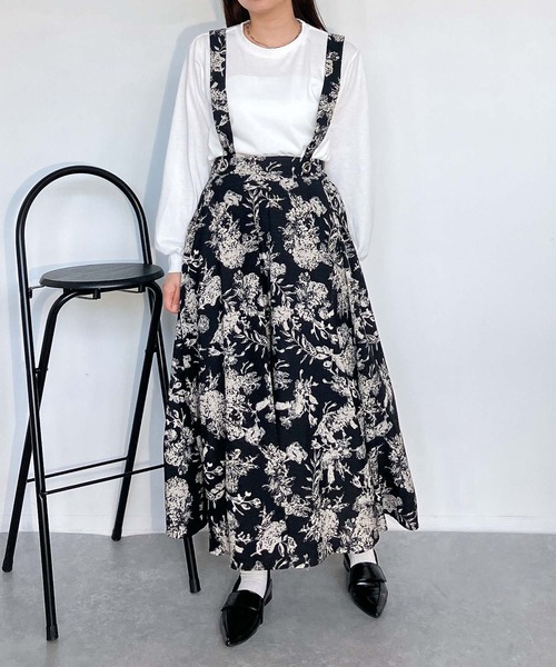 AS KNOW AS plus（アズノゥアズプラス）の「●取り外し可能サスペンダー付き タック入りフレアロングスカート（スカート・レディース・カーキ/ブラック/ブラック系・FREE）」の18枚目の写真