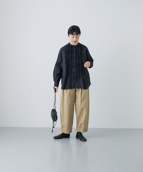 かぐれ（カグレ）の「コットンフリルワイドシャツ（シャツ
