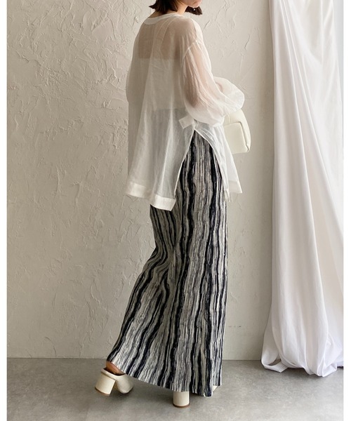 She's Closet（シーズクローゼット）の「ニュアンスストライプ柄ストレートIラインハイウエスト細プリーツロングスカート（スカート・レディース・ブラック/ブラウン・FREE）」の4枚目の写真