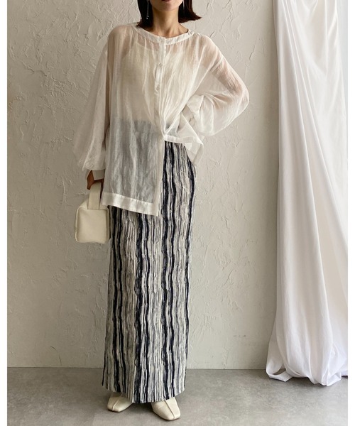 She's Closet（シーズクローゼット）の「ニュアンスストライプ柄ストレートIラインハイウエスト細プリーツロングスカート（スカート・レディース・ブラック/ブラウン・FREE）」の6枚目の写真