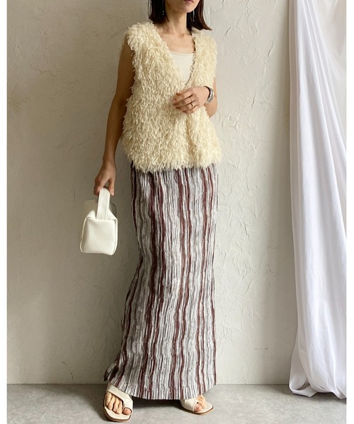 She's Closet（シーズクローゼット）の「ニュアンスストライプ柄ストレートIラインハイウエスト細プリーツロングスカート（スカート・レディース・ブラック/ブラウン・FREE）」の16枚目の写真