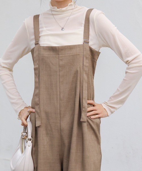 Bab（バブ）の「フロントタック バックデザインキャミサロペット（サロペット/オーバーオール・レディース・ベージュ/チャコールグレー・M）」の9枚目の写真