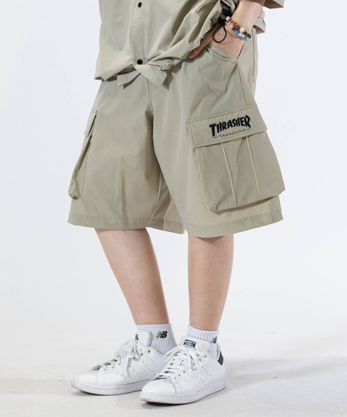 THRASHER（スラッシャー）の「【at】〔THRASHER/スラッシャー〕NYLON SHORTS ストレッチナイロン ワイドカーゴショーツ 接触冷感/吸水速乾（カーゴパンツ・メンズ・ブラック/グレイッシュベージュ/カーキ/ブラウン系その他/ブラック系その他/ベージュ系その他・MEDIUM/LARGE）」の5枚目の写真