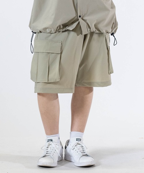 THRASHER（スラッシャー）の「【at】〔THRASHER/スラッシャー〕NYLON SHORTS ストレッチナイロン ワイドカーゴショーツ 接触冷感/吸水速乾（カーゴパンツ・メンズ・ブラック/グレイッシュベージュ/カーキ/ブラウン系その他/ブラック系その他/ベージュ系その他・MEDIUM/LARGE）」の13枚目の写真