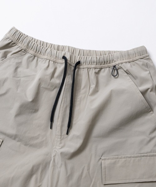 THRASHER（スラッシャー）の「【at】〔THRASHER/スラッシャー〕NYLON SHORTS ストレッチナイロン ワイドカーゴショーツ 接触冷感/吸水速乾（カーゴパンツ・メンズ・ブラック/グレイッシュベージュ/カーキ/ブラウン系その他/ブラック系その他/ベージュ系その他・MEDIUM/LARGE）」の21枚目の写真