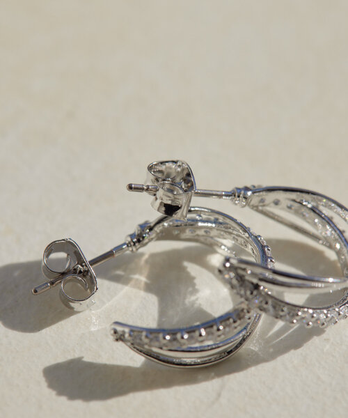 【美品】Jil Sanderクリスタルフープピアス(両耳用) 関税込】新作◇JIL SANDER ジルサンダー◇フープ ピアス (Jil