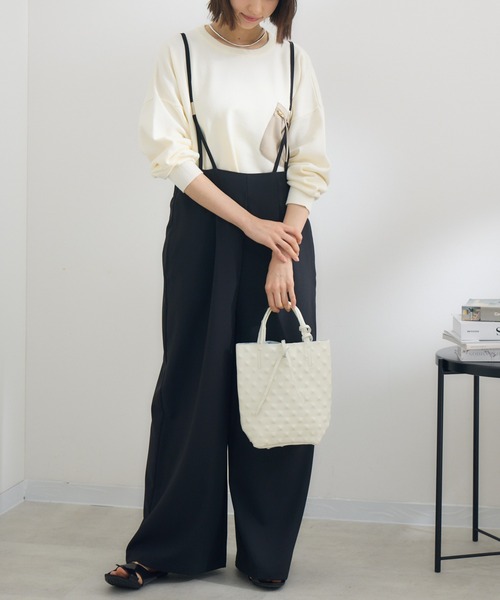 KATHARINE ROSS（キャサリンロス）の「【KATHARINE ROSS】 バックギャザーサロペット（サロペット/オーバーオール・レディース・ブラック/グレー・MEDIUM）」の2枚目の写真