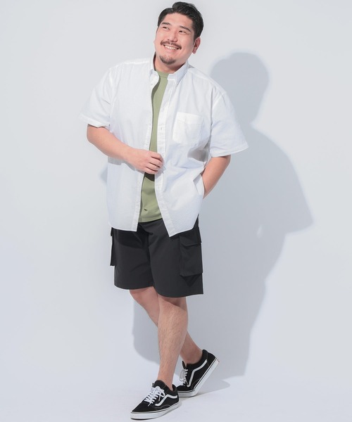 B&T CLUB(ビーティークラブ)の「B&T CLUB (ビーアンドティークラブ) COOLMAX シアサッカー 無地 ボタンダウン 半袖 シャツ(シャツ/ブラウス・メンズ・サックスブルー/ネイビー/ホワイト/ブルーグレー・X1(3L~4L)/X2(4L~5L)/X3(6L~7L)/X4(8L~9L)/X5(9L~10L))」の6枚目の写真