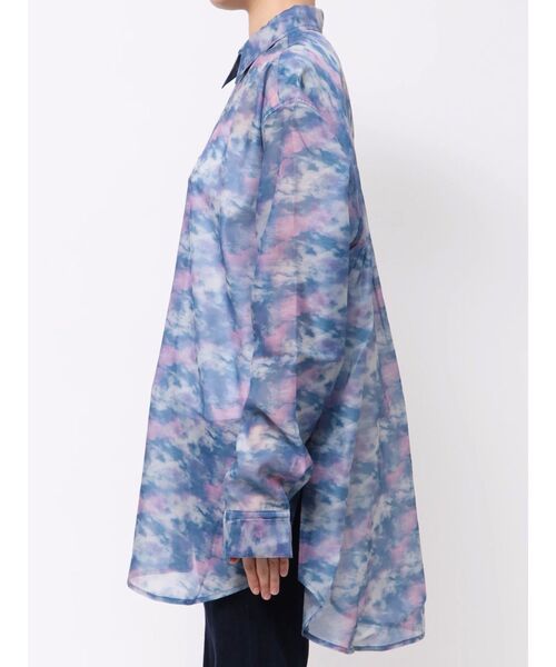 jouetie（ジュエティ）の「パターンシアールーズシャツ（シャツ/ブラウス・レディース・ブルー/ベージュ/ブラウン・MEDIUM）」の21枚目の写真