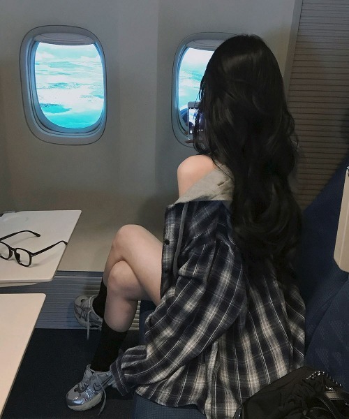 BEIDELLI（ベイデリー）の「[BELLIDE MADE] エアプランジュリーフードチェックシャツ（シャツ/ブラウス・レディース・ブラック/ブラウン/ネイビー・FREE）」の4枚目の写真