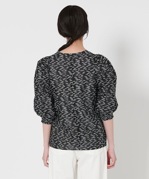 UNITED ARROWS（ユナイテッドアローズ）の「カットジャガード パフスリーブ ブラウス（シャツ/ブラウス・レディース・ブラック/その他1・FREE）」の16枚目の写真