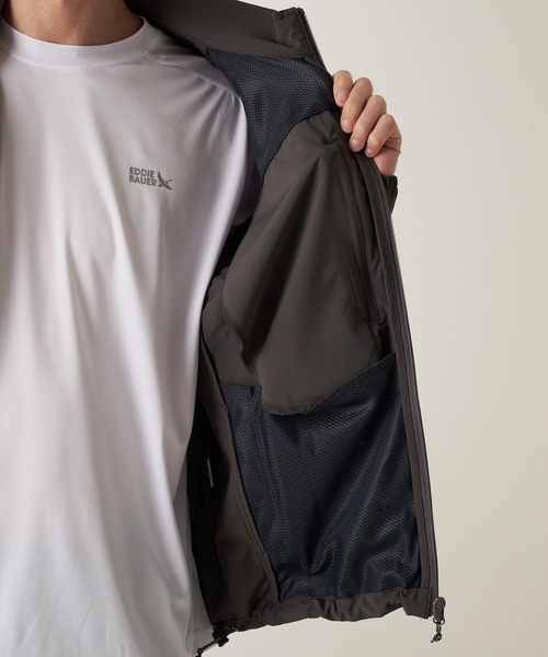 Eddie Bauer(エディーバウアー)の「ソーラーホイル スタンドジャケット(ブルゾン・メンズ・サファリグリーン/ブラック/チャコールグレー・M/L/XXL/XL/S)」の19枚目の写真
