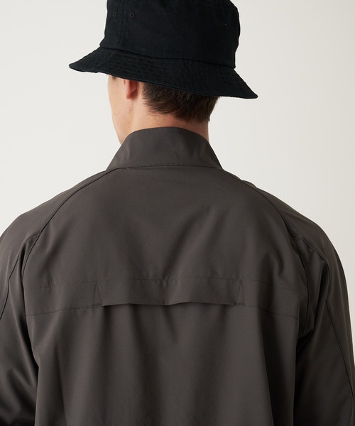 Eddie Bauer(エディーバウアー)の「ソーラーホイル スタンドジャケット(ブルゾン・メンズ・サファリグリーン/ブラック/チャコールグレー・M/L/XXL/XL/S)」の21枚目の写真