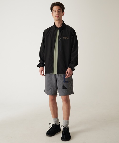 Eddie Bauer(エディーバウアー)の「ソーラーホイル スタンドジャケット(ブルゾン・メンズ・サファリグリーン/ブラック/チャコールグレー・M/L/XXL/XL/S)」の6枚目の写真