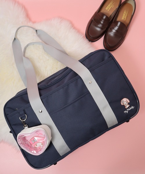sanrio(サンリオ)の「RBサンリオポリハートP付スクールB(ボストンバッグ・レディース・ネイビー系/ネイビー系2/ネイビー系1/ネイビー・FREE)」の1枚目の写真