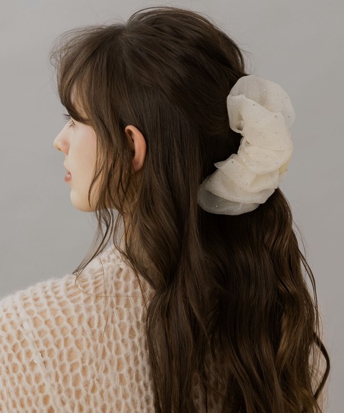 LA MUe(ラミュー)の「【LA MUE】シフォンドットバンスクリップ(バレッタ/ヘアクリップ・レディース・ブラック/アイボリー・FREE)」の14枚目の写真