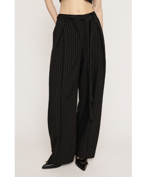 SLY（スライ）の「CENTER TAPE TUCKED TROUSERS センター テープ タックド トラウザー（スラックス・レディース・マルチ/杢グレー・1/2）」の2枚目の写真