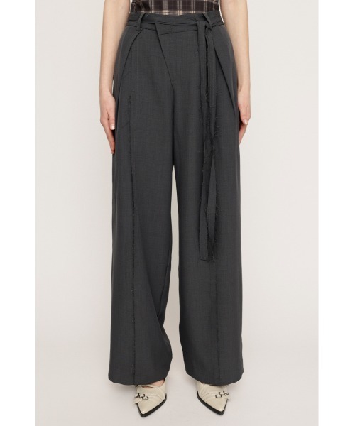 SALE【AMI】テーラード ストレート レッグ トラウザーズ セール】CENTER TAPE TUCKED TROUSERS センター テープ タックド