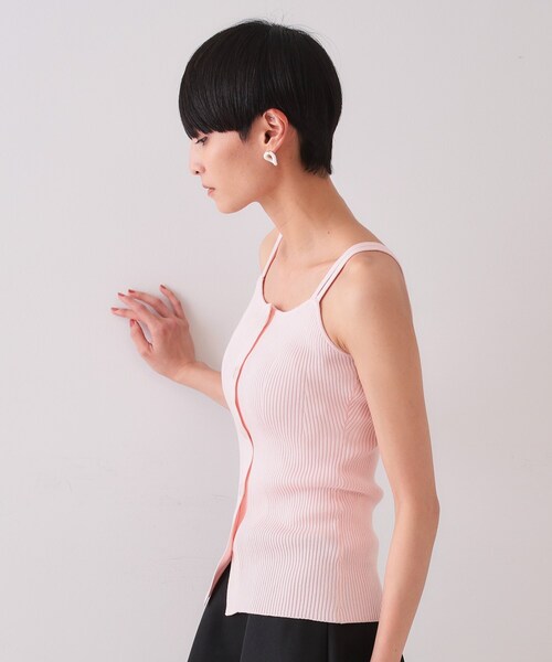 OPAQUE.CLIP（オペークドットクリップ）の「《美人百花掲載》ショートカーディガン×リブキャミソール【洗濯機洗い可/抗ピル】（その他トップス・レディース・ピンク/ブラック/ライトベージュ・00）」の18枚目の写真