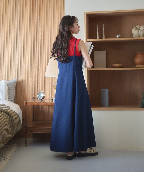 earth music&ecology（アースミュージックアンドエコロジー）の「フロントボタンデニムキャミドレ（ワンピース・レディース・ライトインディゴブルー/インディゴブルー・FREE）」の13枚目の写真
