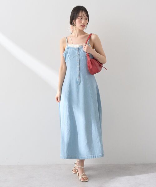 earth music&ecology（アースミュージックアンドエコロジー）の「フロントボタンデニムキャミドレ（ワンピース・レディース・ライトインディゴブルー/インディゴブルー・FREE）」の21枚目の写真