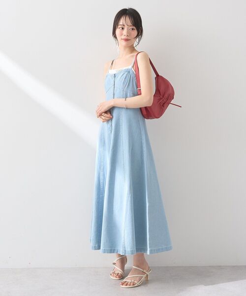 earth music&ecology（アースミュージックアンドエコロジー）の「フロントボタンデニムキャミドレ（ワンピース・レディース・ライトインディゴブルー/インディゴブルー・FREE）」の22枚目の写真