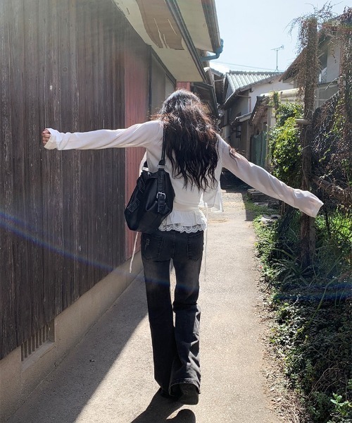 anyonemore（エニワンモア）の「裾レースフリルキャミソール+リボンボレロ風カーディガンセット（カーディガン/ボレロ・レディース・アイボリー/ブラック・FREE）」の15枚目の写真