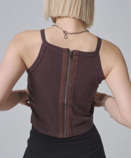 ENVYM（アンビー）の「カップインバックジップタンク（タンクトップ・レディース・ブラック/ホワイト/ブラウン・FREE）」の16枚目の写真