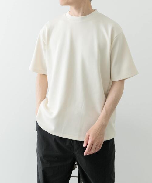 ITEMS URBANRESEARCH（アイテムズ アーバンリサーチ）の「ワンポイント刺繍ダンボールTシャツ（Tシャツ/カットソー・メンズ・チャコールグレー/オフホワイト/ベージュ・LARGE/MEDIUM）」の6枚目の写真