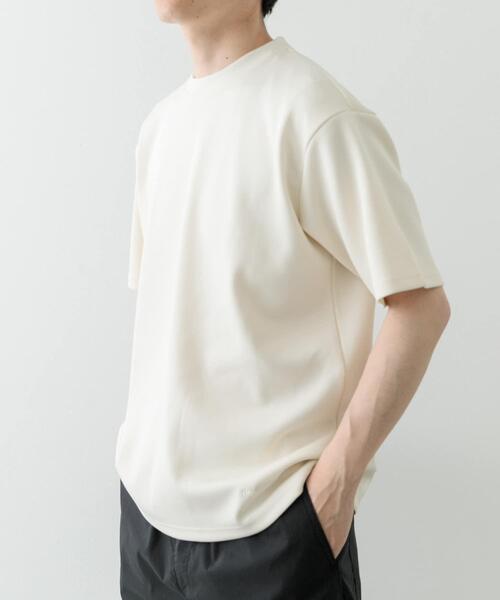 ITEMS URBANRESEARCH（アイテムズ アーバンリサーチ）の「ワンポイント刺繍ダンボールTシャツ（Tシャツ/カットソー・メンズ・チャコールグレー/オフホワイト/ベージュ・LARGE/MEDIUM）」の7枚目の写真