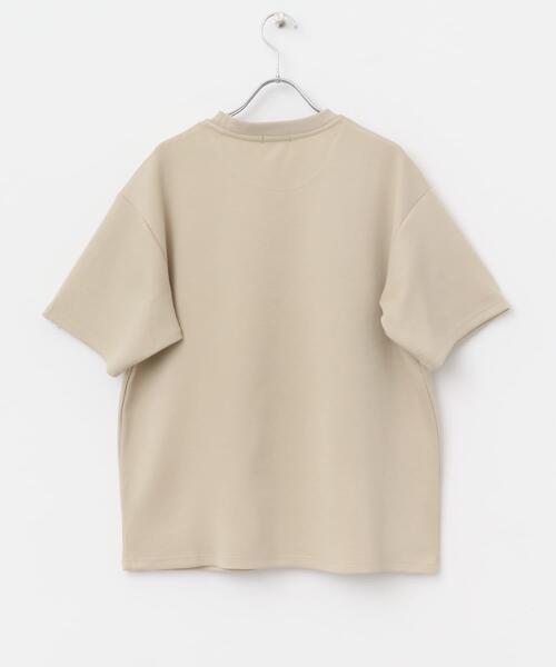 ITEMS URBANRESEARCH（アイテムズ アーバンリサーチ）の「ワンポイント刺繍ダンボールTシャツ（Tシャツ/カットソー・メンズ・チャコールグレー/オフホワイト/ベージュ・LARGE/MEDIUM）」の19枚目の写真